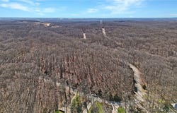883 Muirfield Drive, Porto Cima, MO 65079