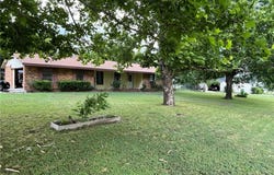 501 S 6th Street, Lometa, TX 76853