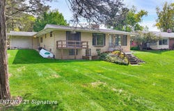4505 Cedardale Lane, Flushing, MI 48433