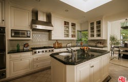 16457 Marbro Dr, Encino, CA 91436