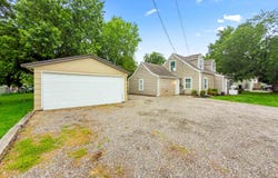 406 E BULLOCK Street, Eureka, IL 61530