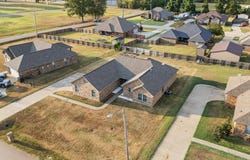 4307 Magee Dr, Texarkana, AR 71854