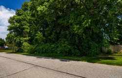 Montclair, Fairview Heights, IL 62208
