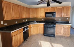 627 Clover Lane, University Park, IL 60484