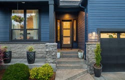 108 W 16TH St, LaCenter, WA 98629