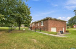 701 11th Avenue, Arab, AL 35016