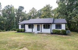 3690 CALLAHAN Rd, Middleton, TN 38052-8227