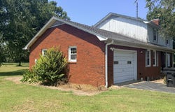 1307 Rob Mason Road, Murray, KY 42071