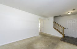 1413 W Split Oak Circle, Round Lake Beach, IL 60073
