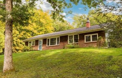 5 Van De Bogart Road, Woodstock, NY 12498