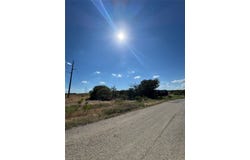552 Aermotor Loop, Weatherford, TX 76085