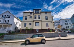 4 Oliver St, Fall River, MA 02724