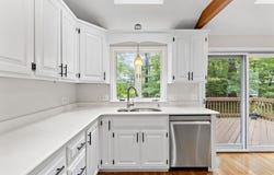 141 Longhill Rd, Franklin, MA 02038