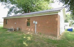 102 Von St, Marked Tree, AR 72365