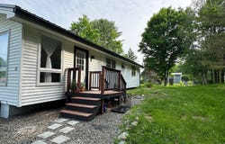 166 Kelley Road, Orono, ME 04473
