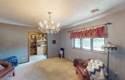 310 E Hanks Trail, Woodward, OK 73801