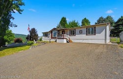 62 Sunny Rd, St. Maries, ID 83861