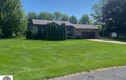 6845 W Harbor Drive, Elk Rapids, MI 49629