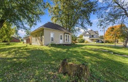 424 E Jackson Street, Shell Rock, IA 50670