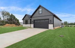 1216 Avalon Court, Franklin, KY 42134