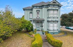 2031 F Street, Eureka, CA 95501