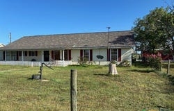 1997 Martinez Road, Yoakum, TX 77995