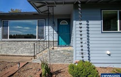 1665 Perrydale Rd, Dallas, OR 97338