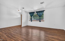 1011 Coachman Drive, Central Point, OR 97502