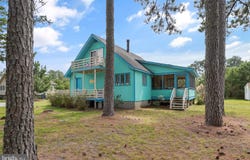 5320 CEDAR DR, CHINCOTEAGUE, VA 23336