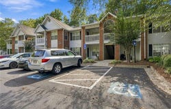 305 Streamside Drive, Roswell, GA 30076