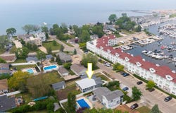340 N Berrien Street, New Buffalo, MI 49117