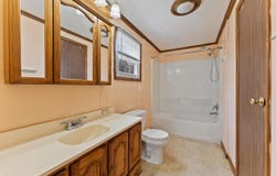 102 Freeman Ave, Egg Harbor Township, NJ 08234