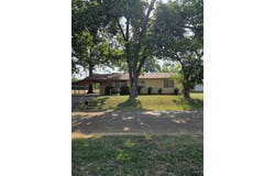 210 Mill, Pittsburg, TX 75686