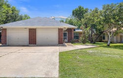 2910 Whisper Oaks Ln, Georgetown, TX 78628