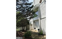 12 THOREAU Court, CHERRY HILL, NJ 08003