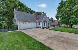 606 Camelot Drive, Liberty, MO 64068