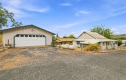 18495 Oak St, Tuolumne, CA 95379