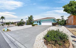 923 GOLF ISLAND Drive, APOLLO BEACH, FL 33572