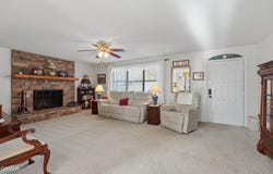 728 Schneider Lane, Sevierville, TN 37862