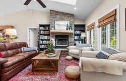 647 Thunderhill Rd, Fancy Gap, VA 24328