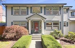 39735 HOOD St, Sandy, OR 97055
