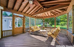 17945 W Pond Ridge Circle, Gurnee, IL 60031