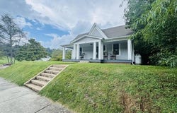 503 N Main St, Galax, VA 24333