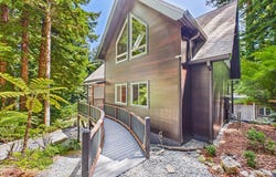 3167 Pigeon Point Road, Eureka, CA 95503