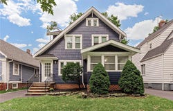 1049 Pembrook Road, Cleveland Heights, OH 44121