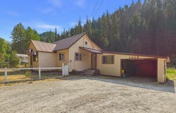 1050 Two Mile Rd, Osburn, ID 83849