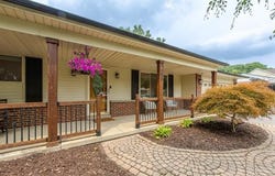 428 Carter Drive, Troy, MI 48098