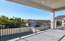 2320 Loker Way, Oceanside, CA 92054