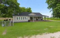 491 NW 1225, Roodhouse, IL 62082