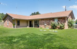 6834 Fm 1795, Gilmer, TX 75644